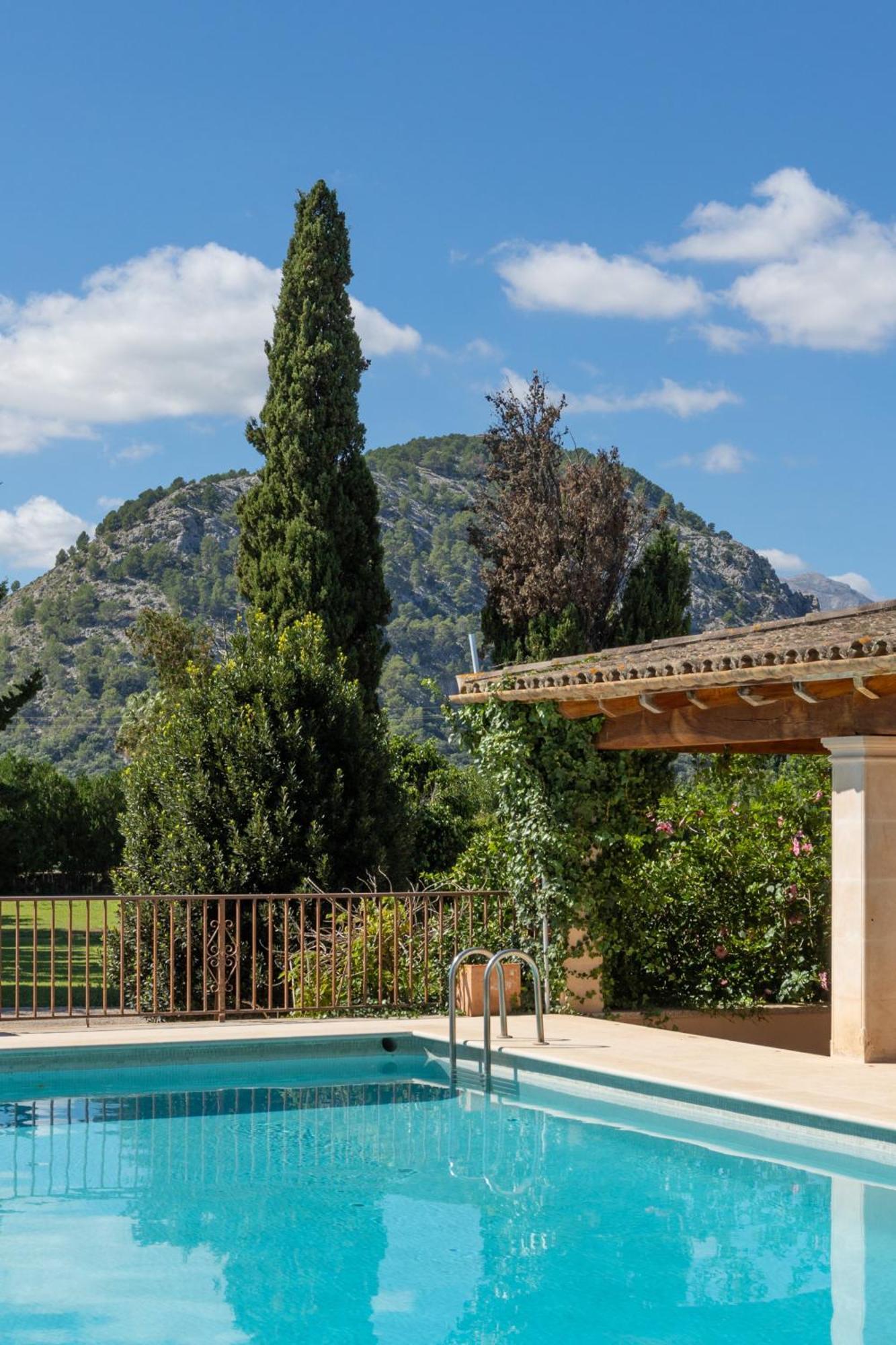 Finca Familia Pollença Exteriör bild