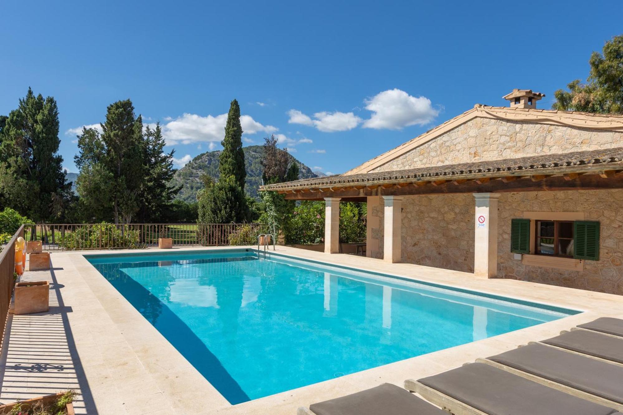 Finca Familia Pollença Exteriör bild