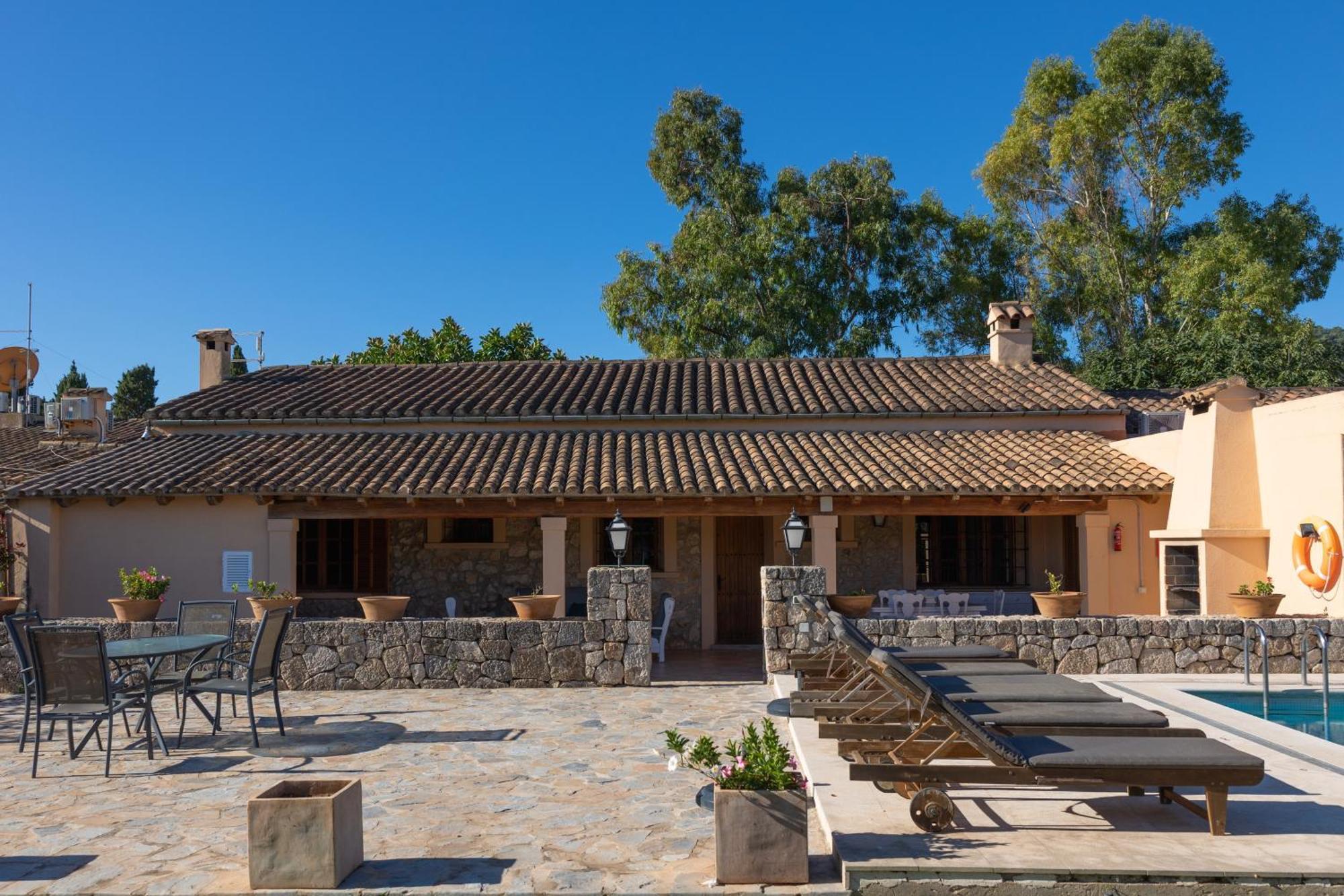 Finca Familia Pollença Exteriör bild
