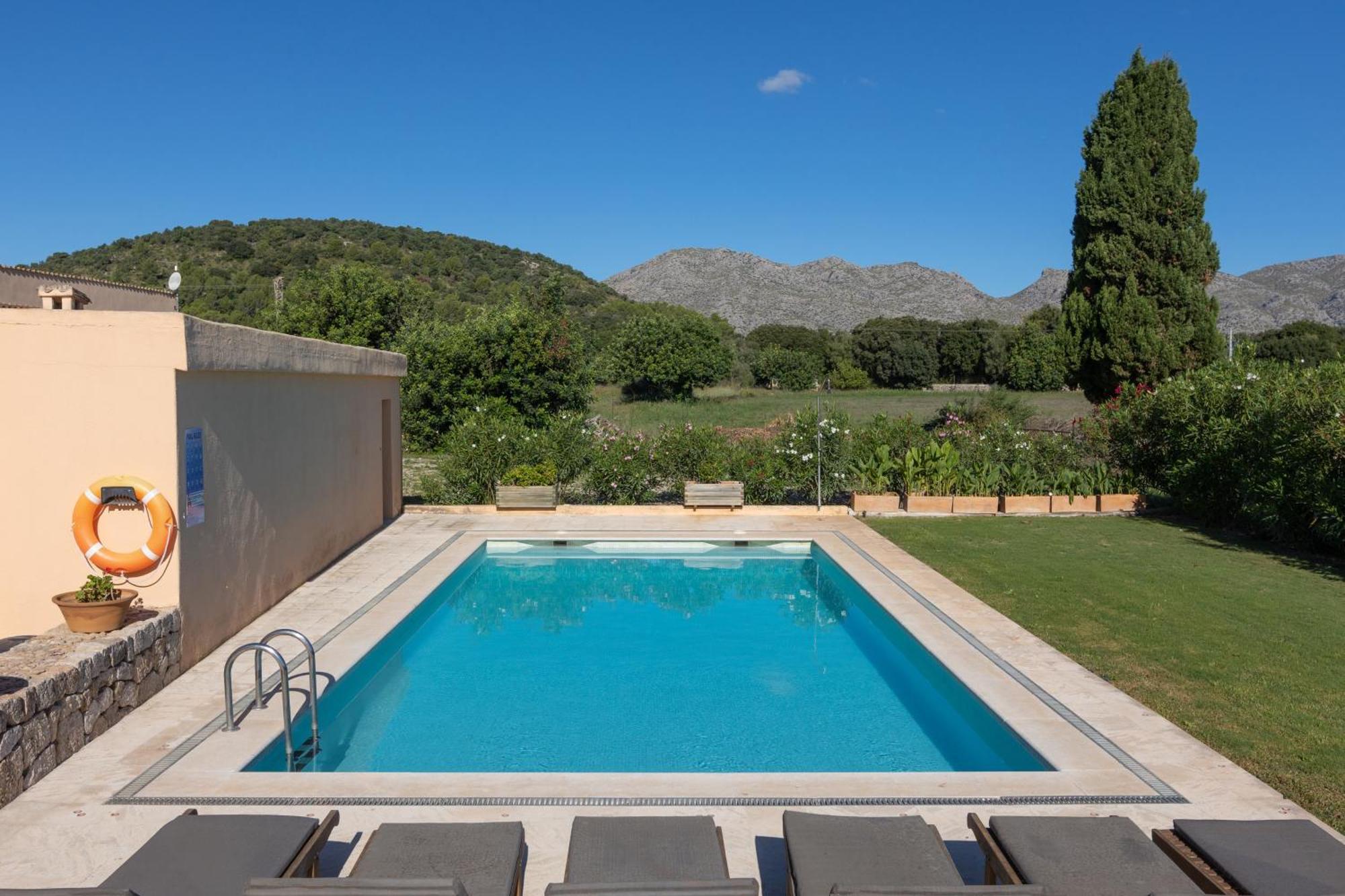 Finca Familia Pollença Exteriör bild