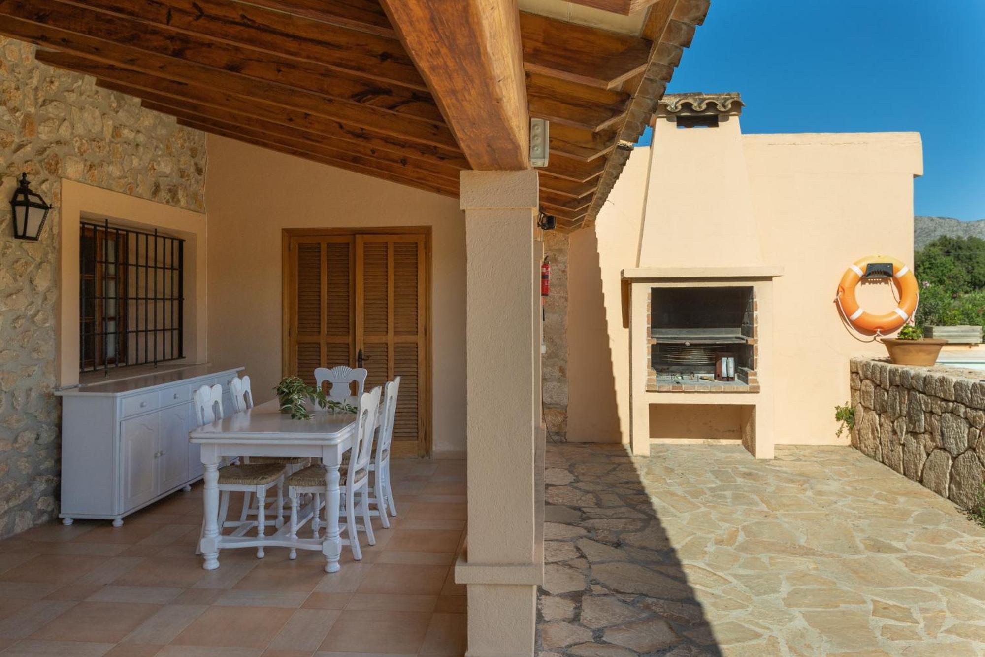 Finca Familia Pollença Exteriör bild